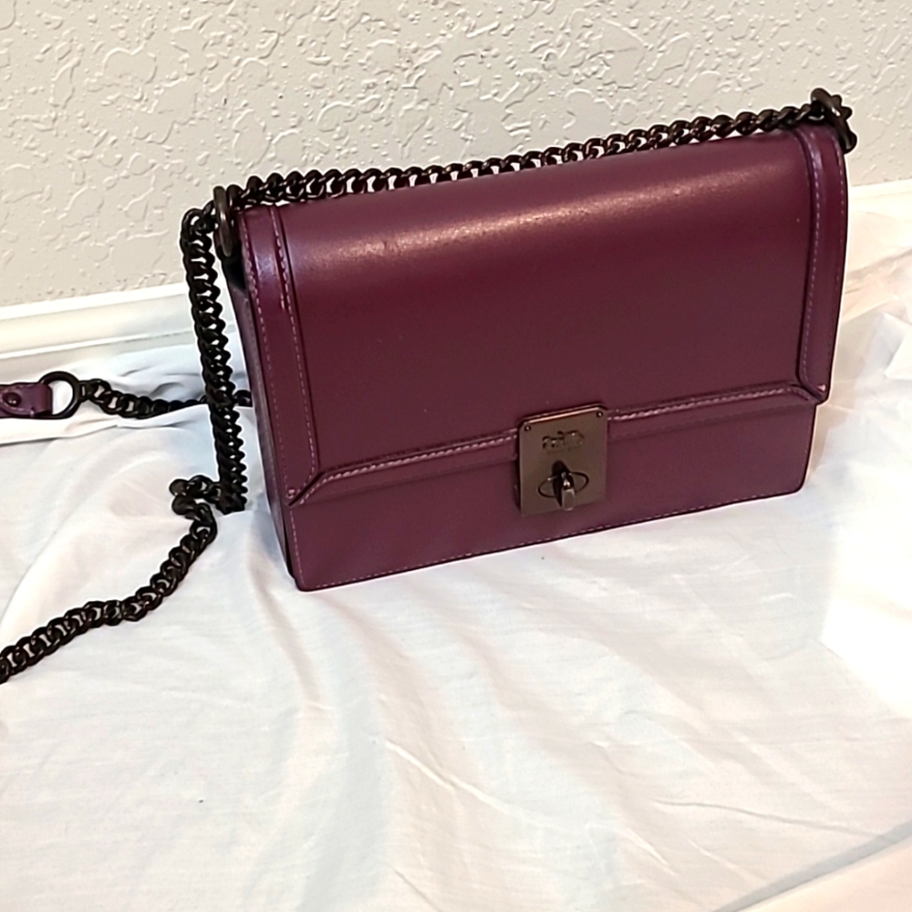 Coach Hutton Purse!